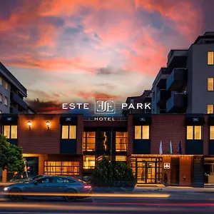 Отель -- Park -- Part Of Urban Chic Luxury Design - Parking & Compliments - Next To Shopping & Dining Mall, Пловдив