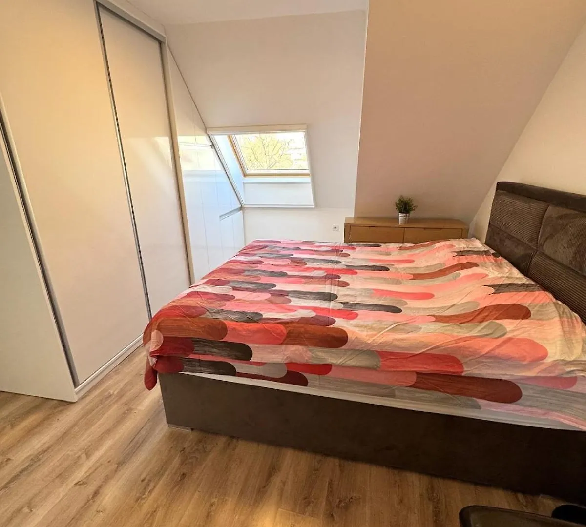 Apartment Cozy Home In Central Plovdiv
